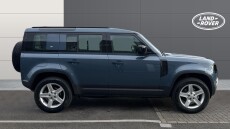 Land Rover Defender 3.0 D250 SE 110 5dr Auto Diesel Estate